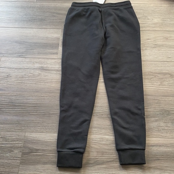 Puma girls joggers / sweat pants L ( 10/12) - Picture 2 of 3